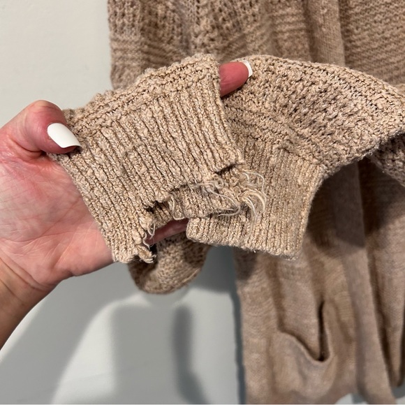 Cardigan - Picture 3 of 7